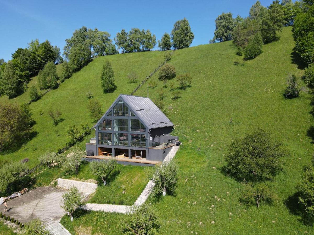 On Top Chalet Bran  Luaran gambar